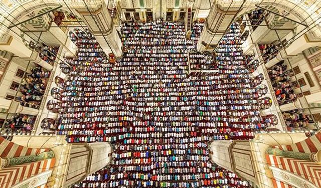 Bayram namazı nasıl kılınır? Hanefilere ve Şafiilere göre ayrı ayrı, kısaca