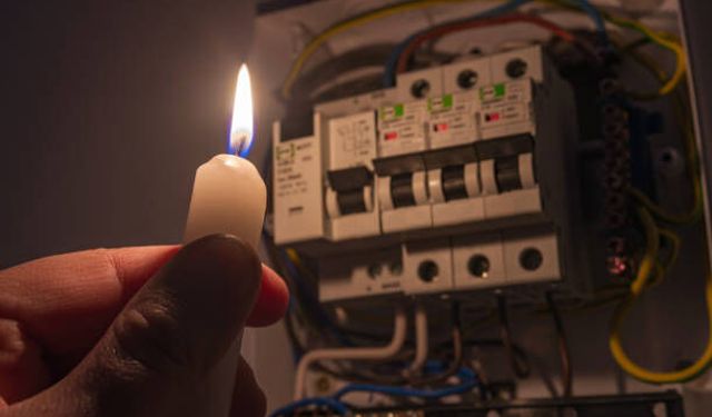1 Nisan Yalova'da 3 ilçede onlarca mahallede elektrik kesintisi olacak..