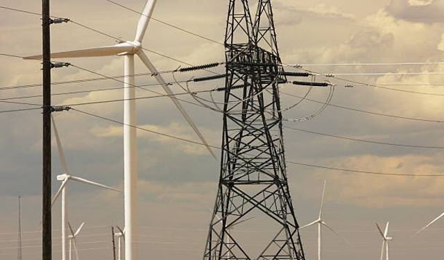 Adana Elektrik Kesintisi Güncellendi: 1 Nisan Yeni Saatler ve Mahalle Listesi