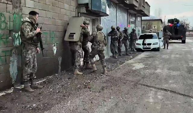 Siber Suçlarla Mücadelede Operasyon: 20 Milyar Liralık Vurgun Çökertildi