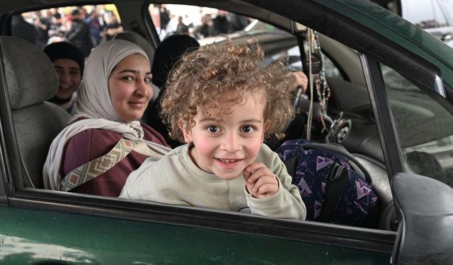 Lübnan'da Ateşkes Sevinci: Eve Dönüşler Başladı!