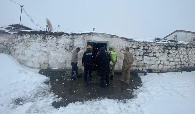 Ardahan'da bir evde göçük oluştu
