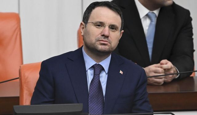 Öcalan'a İmralı'da ev yapıldığı iddiasına Bakandan yanıt