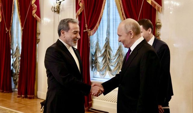 Putin'den İran halkına övgüler!