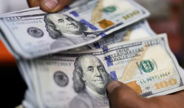 Piyasalar sarsıldı.. Dolar yükselişte