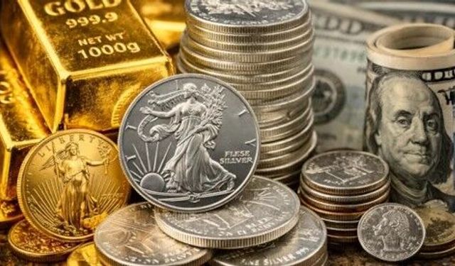 Haftanın ilk gününde altın piyasası nasıl açıldı? Gram ve çeyrek altın kaç liradan işlem görüyor?