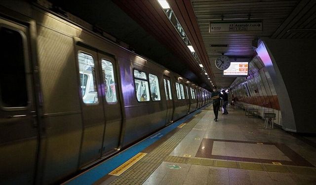 İstanbul'da 2 metro istasyonu ulaşıma kapatıldı