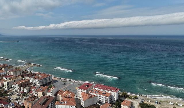 Gökyüzünde dev silindir!