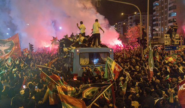 Amedspor kutlamaları: 11 kişi yaralandı