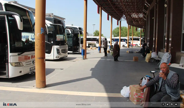 Bayram öncesi otogarlar boş: Kimse otobüse binmiyor