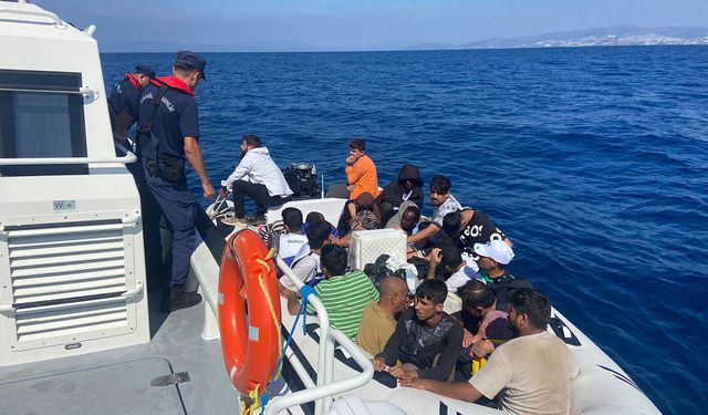 16 düzensiz göçmen ve 2 organizatör yakalandı!