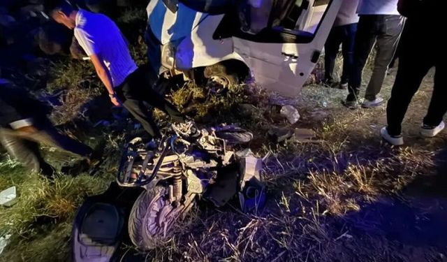Şırnak'ta kamyonetle motosiklet çarpıştı: 1 ölü, 4 yaralı