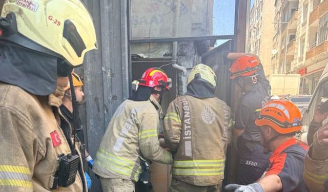 Kentsel dönüşümdeki binada çökme: 1 kişi hayatını kaybetti