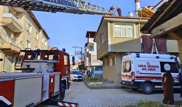 Güneş enerjisi sistemini tamir etmek için çatıya çıkan kişi öldü!