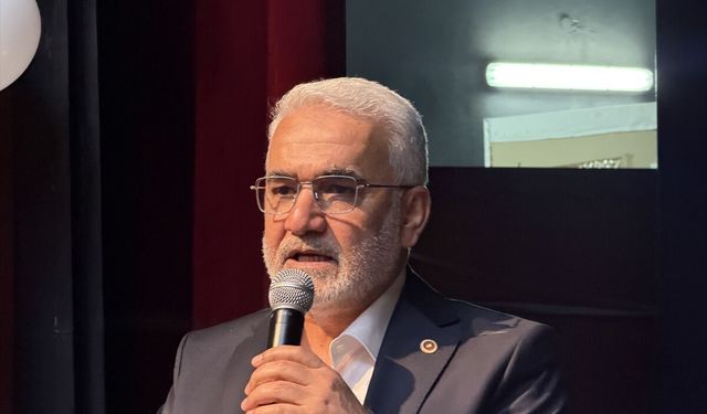 Yapıcıoğlu, Adıyaman'da partisinin ilçe kongresine katıldı