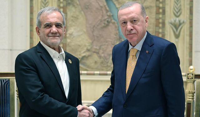Cumhurbaşkanı Erdoğan, Pezeşkiyan ile görüştü