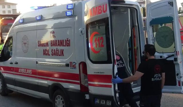 İnşaat iskelesi çöktü: Çok sayıda ölü ve yaralı var