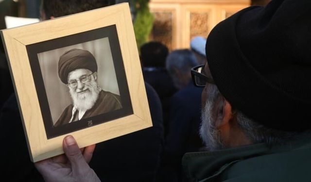 İran'ın şehit  lideri Ali Hamaney'in  cenaze töreninin tarihi belli oldu!