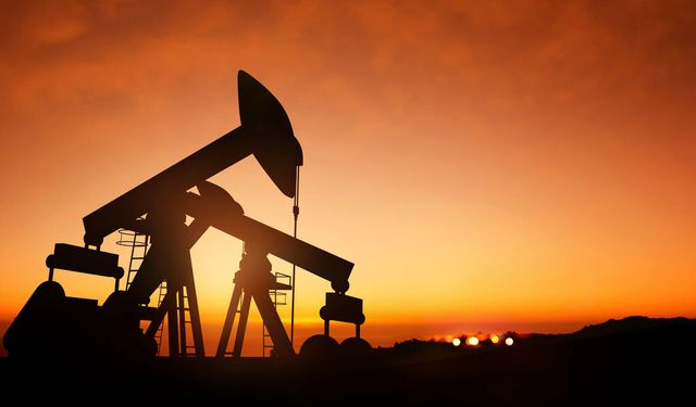 Hürmüz kapandı, petrol fırladı!