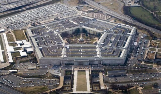 Pentagon binasında alarm: Çok sayıda kat tahliye edildi!