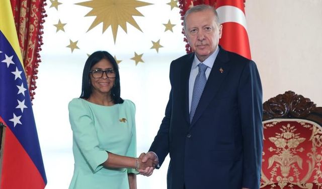 Cumhurbaşkanı Erdoğan, Venezuela Cumhurbaşkanı Vekili ile görüştü!