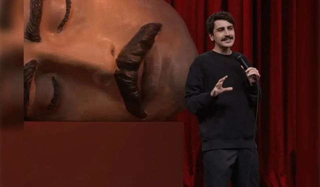 Komedyen kılıfı altında kutsal kitabımız Kur'an-ı Kerim ile dalga geçmişti! '' Süreçten kaçmıyorum''
