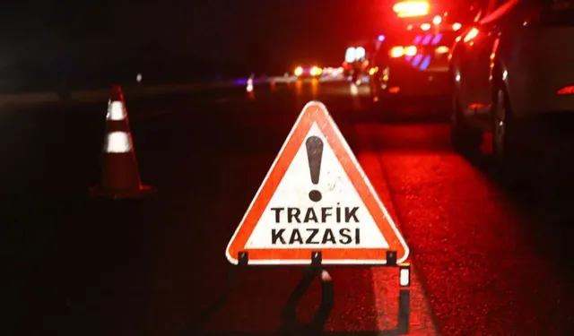 Burdur'da feci kaza: Otomobil şarampole devrildi!