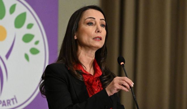 Hani kadın erkek eşitti? DEM'li Hatimoğulları: Nafakanın kaldırılması kadın düşmanlığıdır