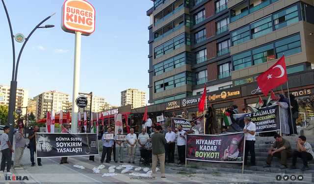 Malatya'da Burger King önündeki protesto 14'üncü haftasında!