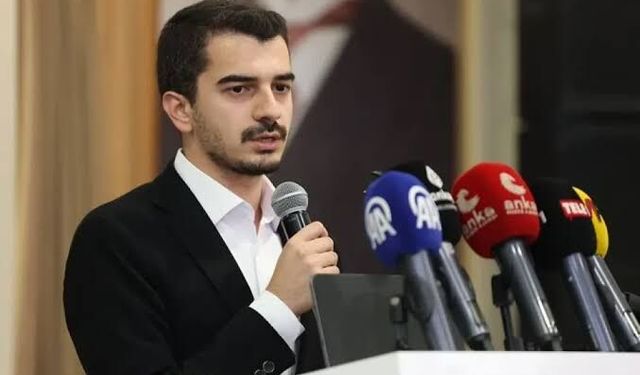CHP'li Belediye Başkanı Havalimanında Gözaltına Alındı