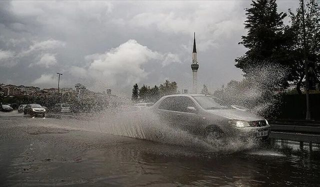 Tarih verildi:  AKOM'dan İstanbul için sağanak uyarısı!