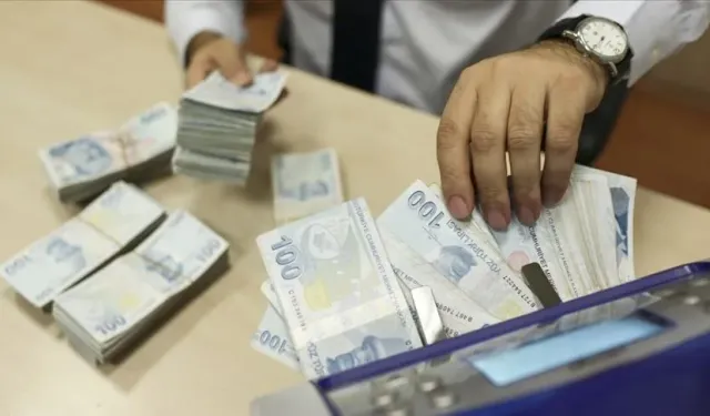 Yeni zamlı maaşlar belli oldu! Emekli ve Memur kim ne kadar zam alacak?