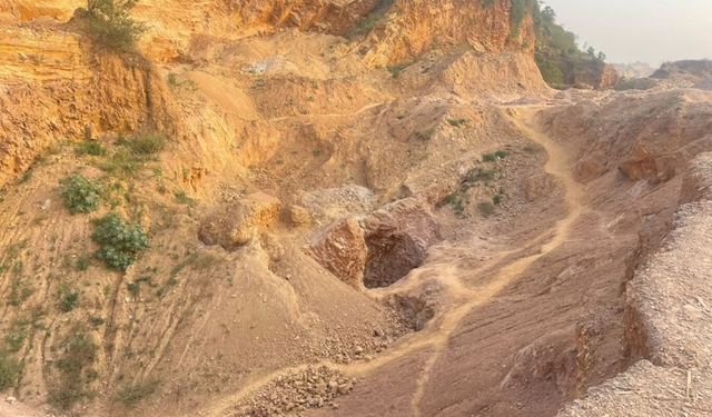 Taş ocağı çöktü: 10 kişi hayatını kaybetti!