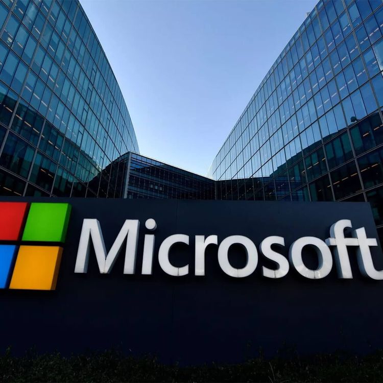 Microsoft 4 bin 800 çalışanını işten çıkarıyor!