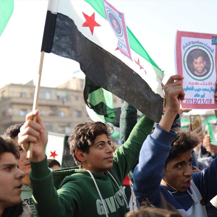 Suriye halkı Baas rejiminin devrilmesini kutladı!
