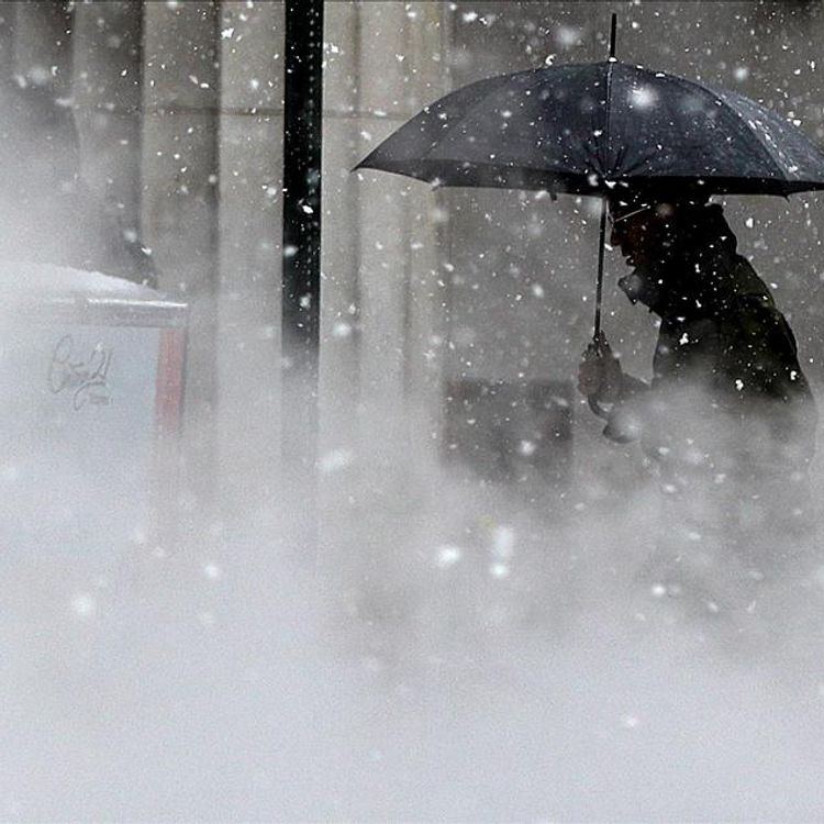 İstanbul Valiliğinden kuvvetli rüzgar ve fırtına uyarısı