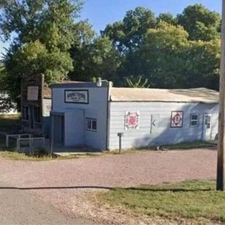 Tek kişilik nüfuslu kasabada egemenlik sürüyor! Hiçbir rakibi yok..