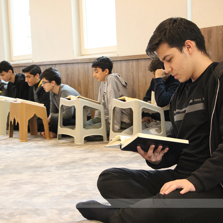 Gaziantep’te Ramazan Ruhu: Öğrenciler Mukabele Halkasında Buluşuyor