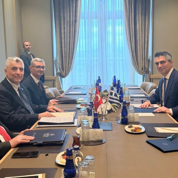 Bakan Bolat Yunanistan Altyapı ve Ulaştırma Bakanı Dimas ile görüştü!