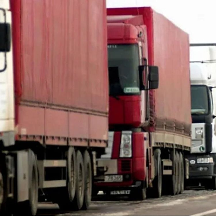 Azerbaycan ve İran, yük taşımacılığına yeniden başladı!