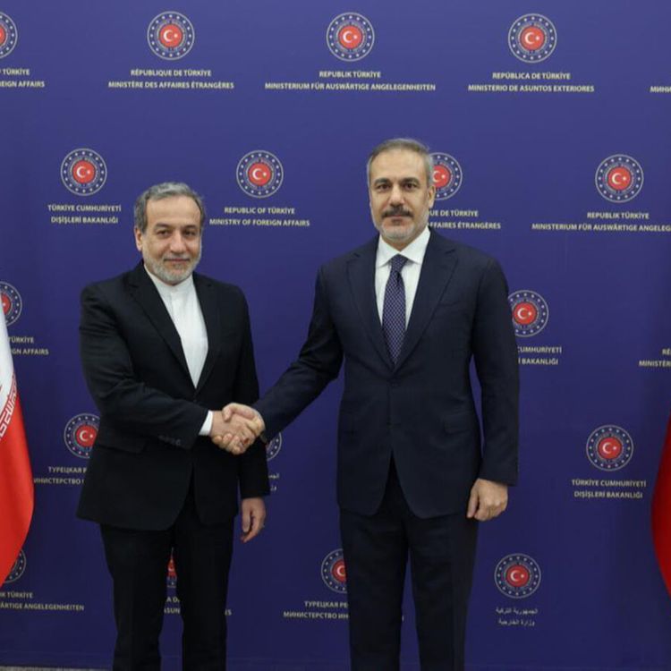 Bakan Fidan, Arakçi ile görüştü!