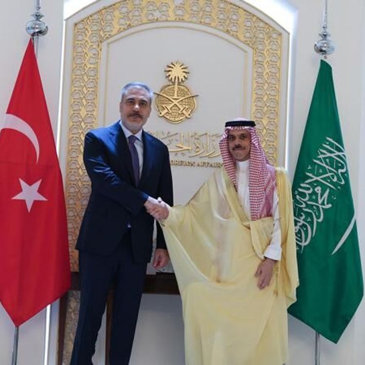 Bakan Fidan Suudi Arabistanlı mevkidaşı ile görüştü