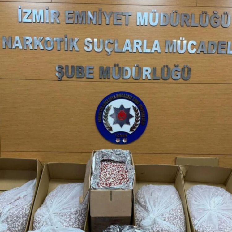 Buca’da Dev Operasyon: 356 Bin Sentetik Hap Ele Geçirildi