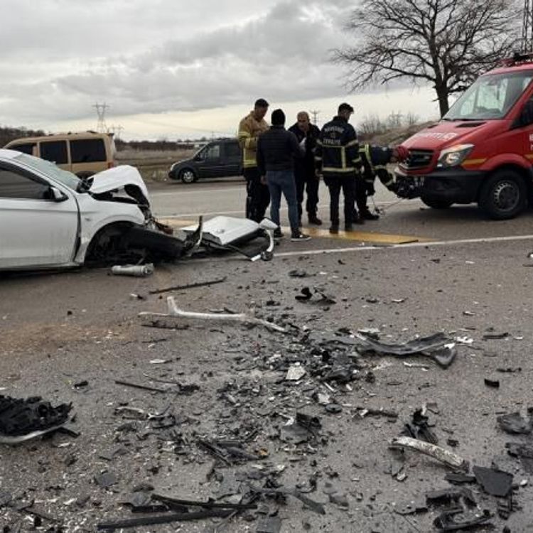 Nevşehir'de feci kaza: 2 Kişi öldü, 7 kişi yaralandı!