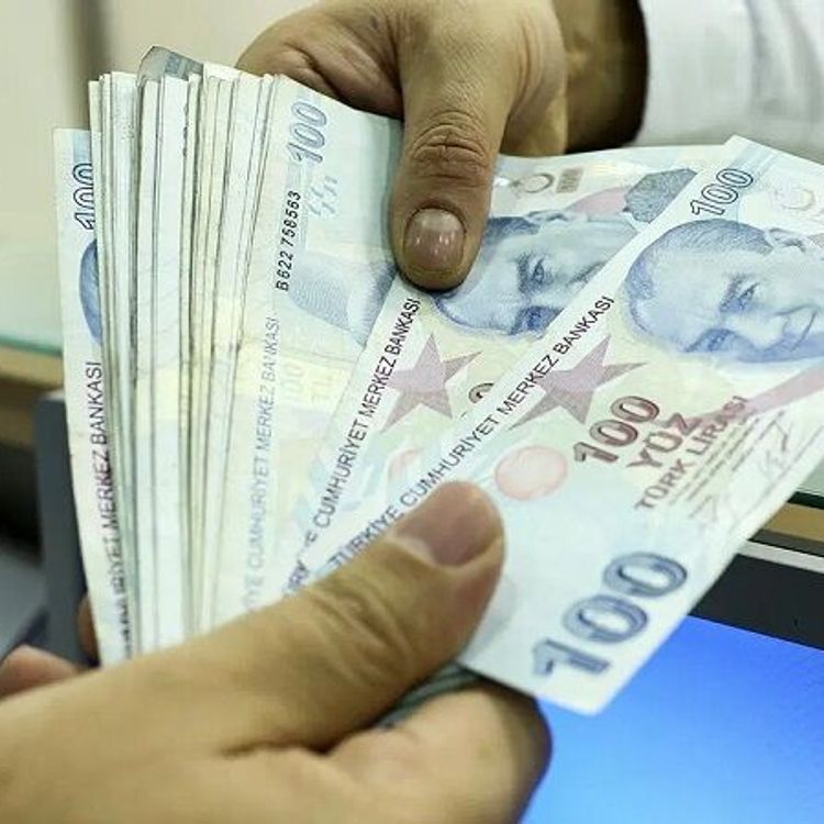 Parası olan herkes almaya başladı: Bankacılar şaşırarak açıkladı