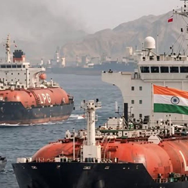 Hindistan bayraklı LPG tankeri Hürmüz Boğazı’ndan geçti