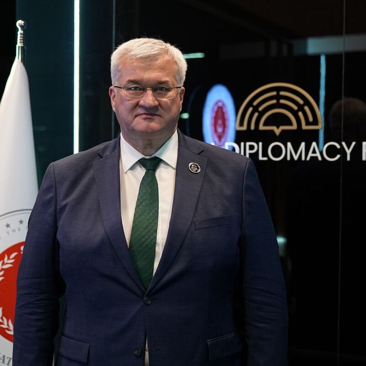 Ukrayna'dan açıklama: Zelenskiy, Putin ile görüşmek için Türkiye'ye gelmeye hazır!