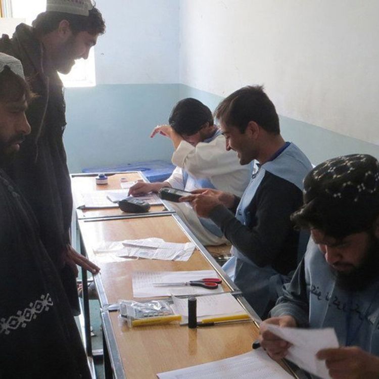 Afganistan’da resmi belgelerde yabancı kelime dönemi kapanıyor!