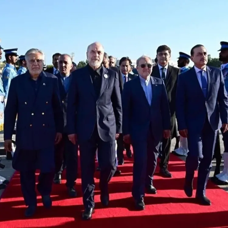 İran heyeti Pakistan’dan ayrıldı!