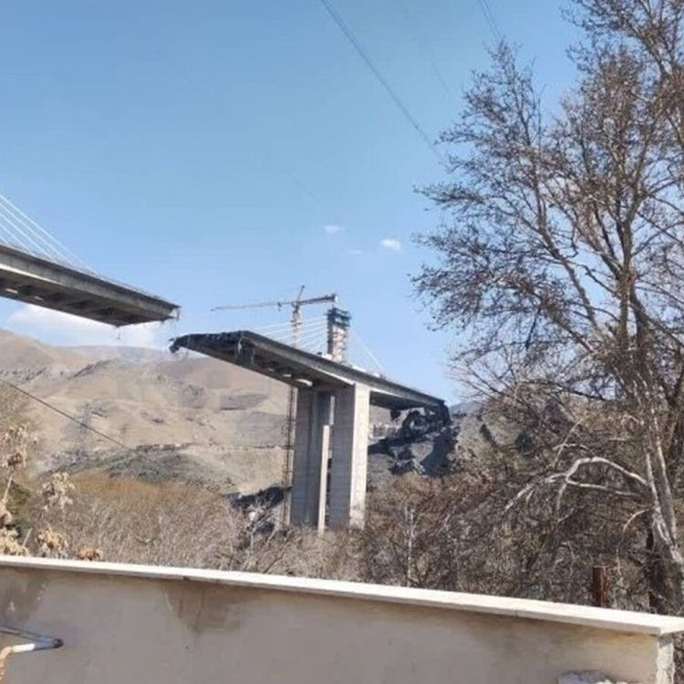 İran'da bir köprüye hava saldırısı: Şehitler ve yaralılar var